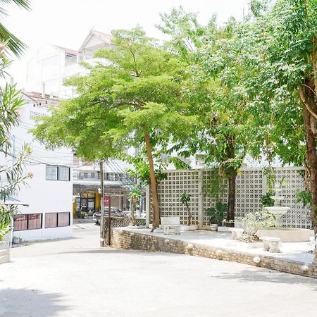 נאקהון סאוואן Rak Kun Resort 2 מראה חיצוני תמונה