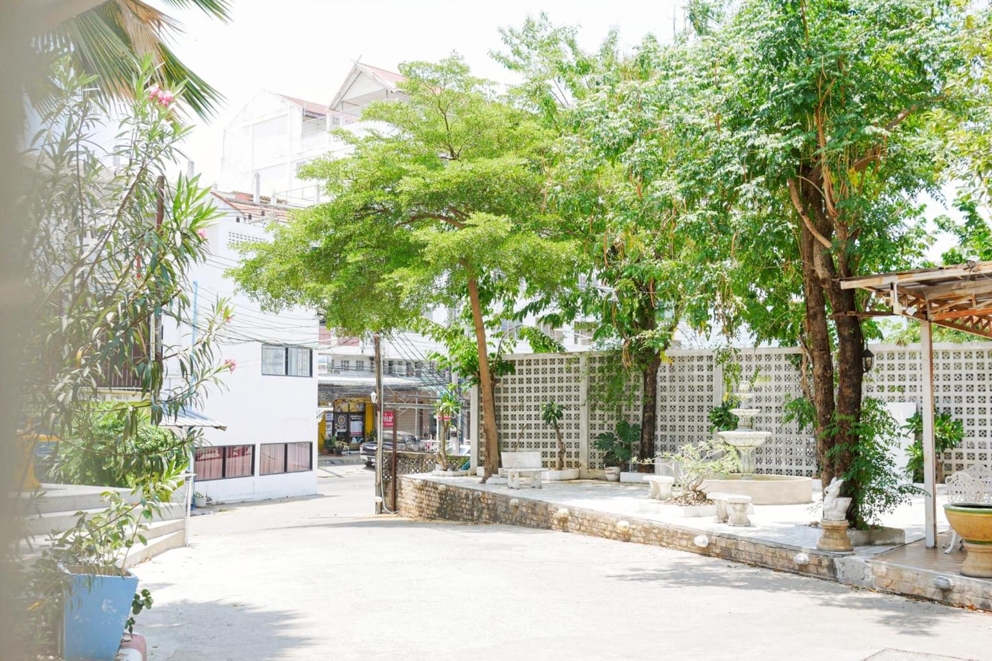 נאקהון סאוואן Rak Kun Resort 2 מראה חיצוני תמונה