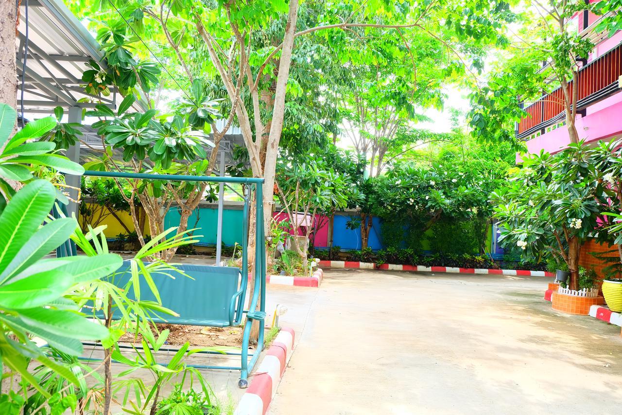 נאקהון סאוואן Rak Kun Resort 2 מראה חיצוני תמונה