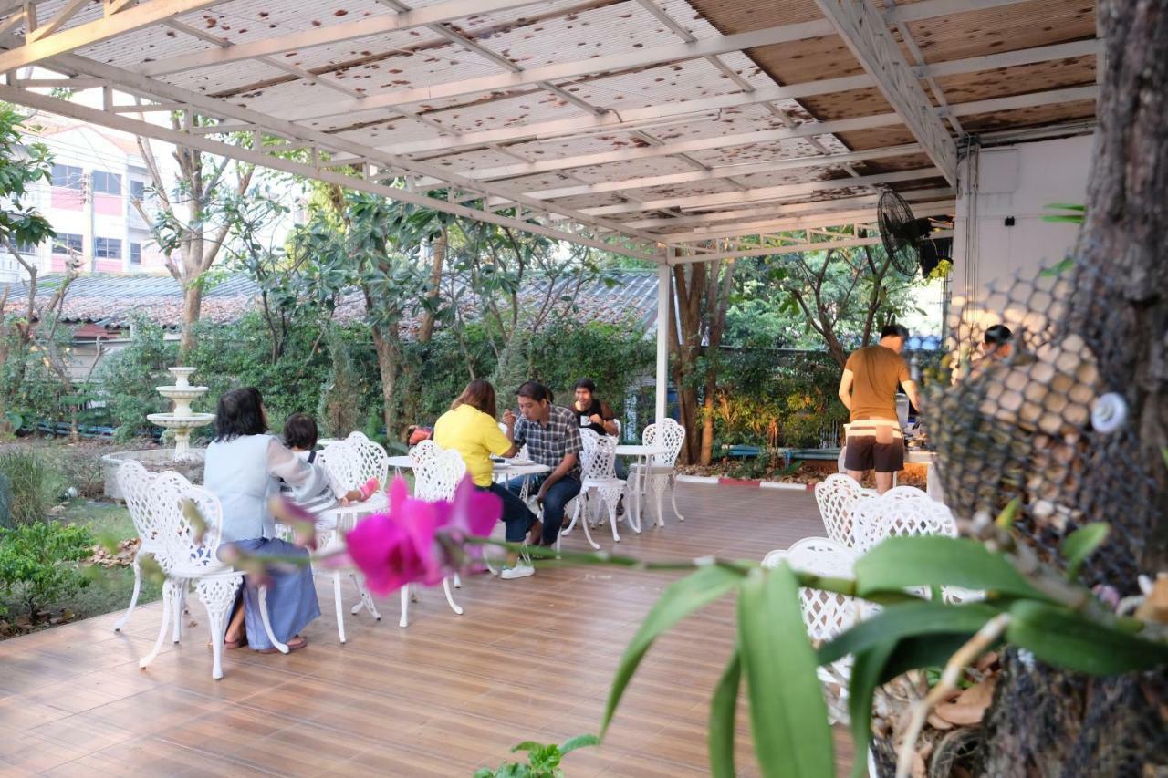נאקהון סאוואן Rak Kun Resort 2 מראה חיצוני תמונה